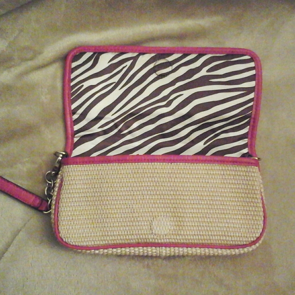 Wallet and Wristlet Set SteveMadden And Dana Buchman - Picture 3 of 8